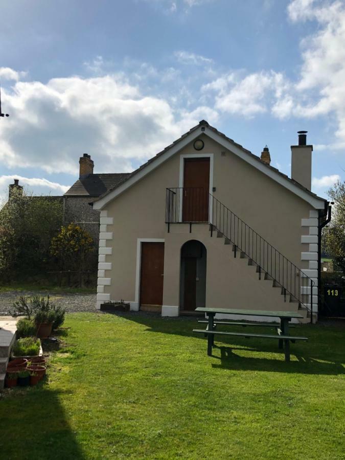 Rural Long Term Accommodation Hillsborough Bagian luar foto